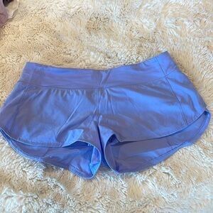 Lululemon speed up low rise shorts 2.5 in inseam size 8